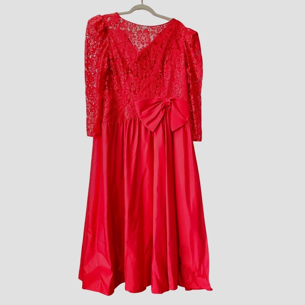 Vintage Red Lace Bow Front Long Sleeve Maxi Dress Size 14